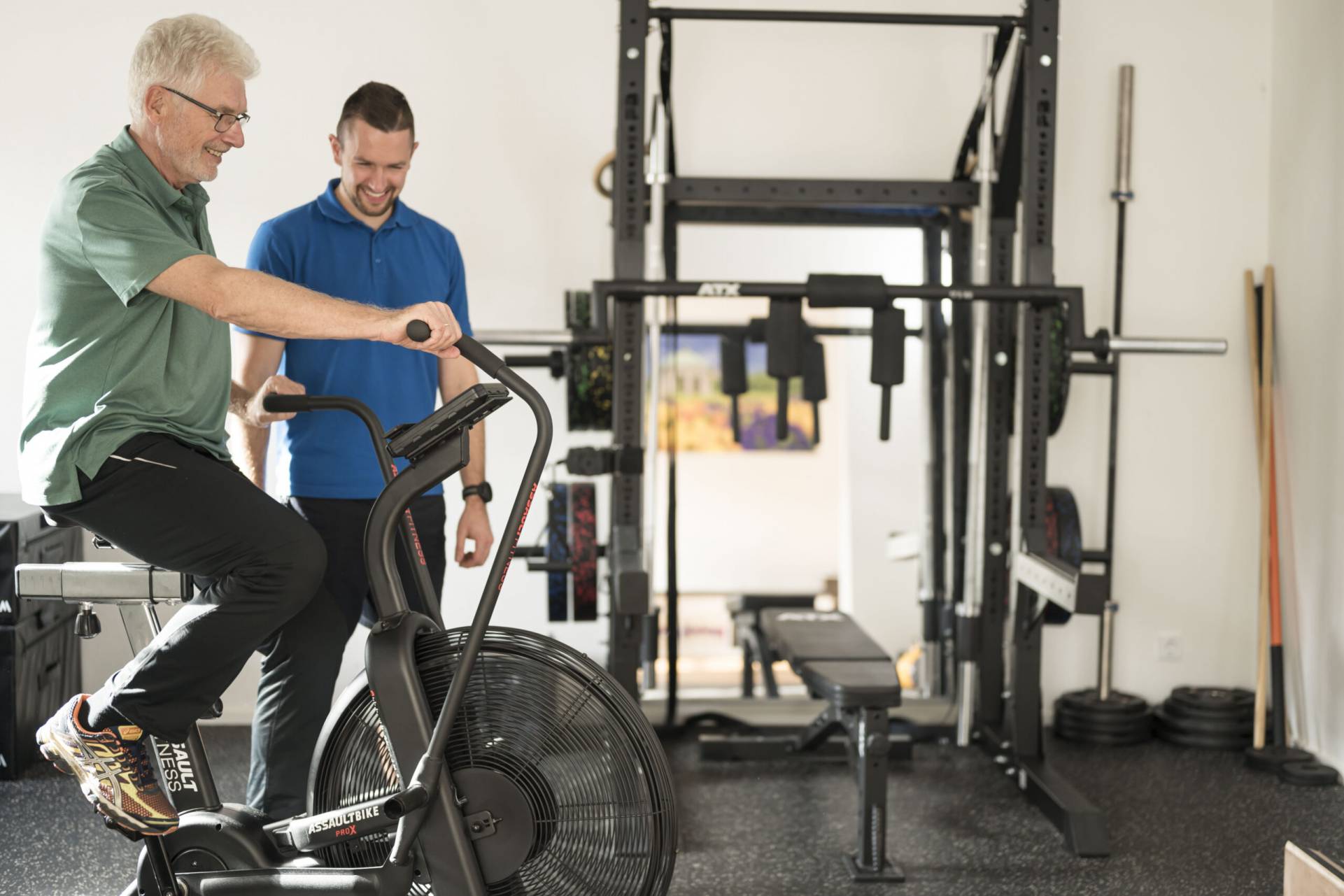 Wir stellen einen pragmatischen Trainingsplan für deine Physiotherapie in München auf